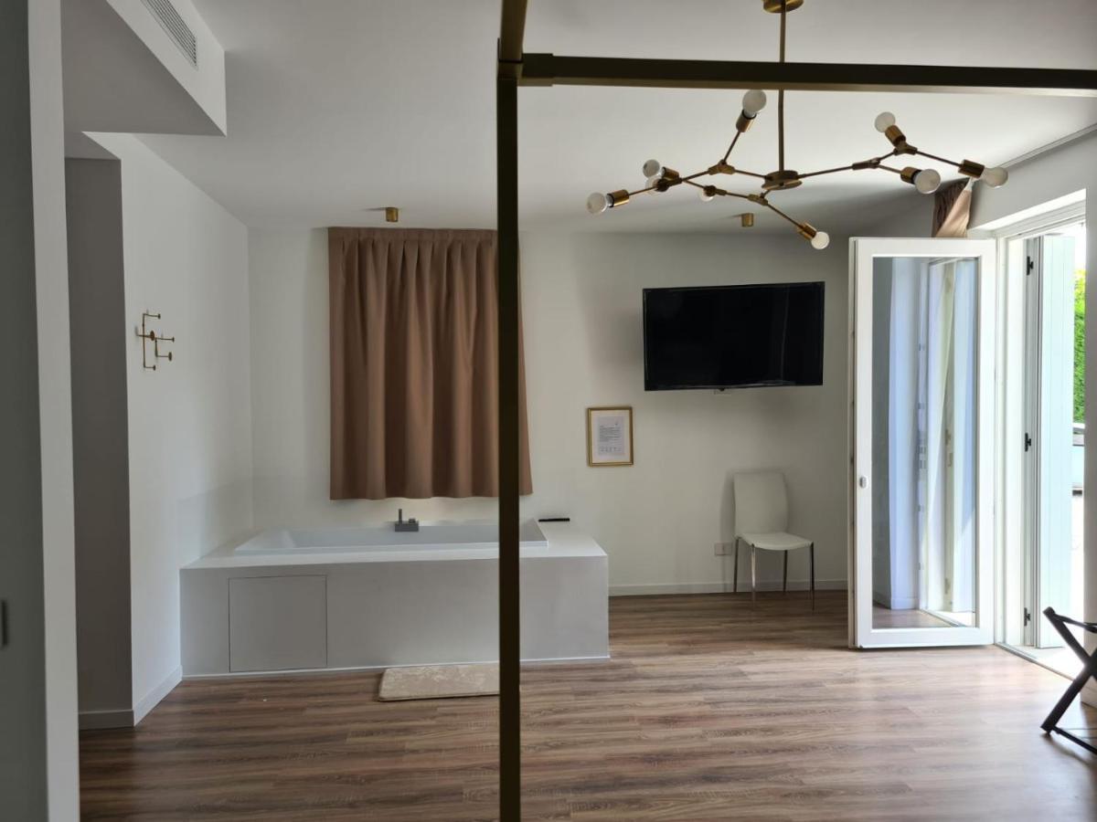 Residence Le Aromatiche Cavaion Veronese Kültér fotó