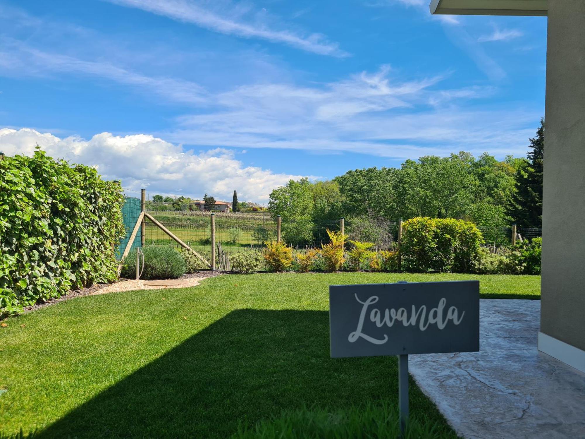 Residence Le Aromatiche Cavaion Veronese Szoba fotó